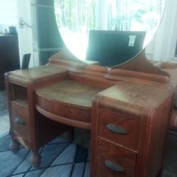 Antique Vanity 