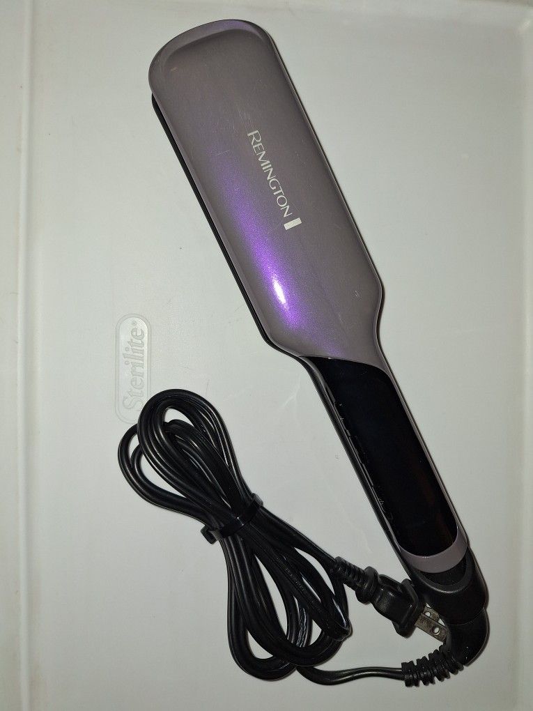 Remington Silk Ceramic Flat Iron Hair Straightener 2- Inch Purple