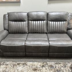 I’m Jon Green, Wayne’s Home Sales Representative🌟Enzo Reclining Gray Sofa, Loveseat, Recliner Couch Living Room Furniture Set