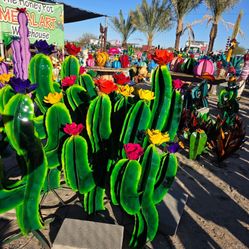 🌺Metal Saguaro Sculpture🌵Handmade Desert Yard Art 🐞POTTERY 🪴