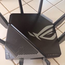 Asus WiFi 6e router axe11000 Tri band