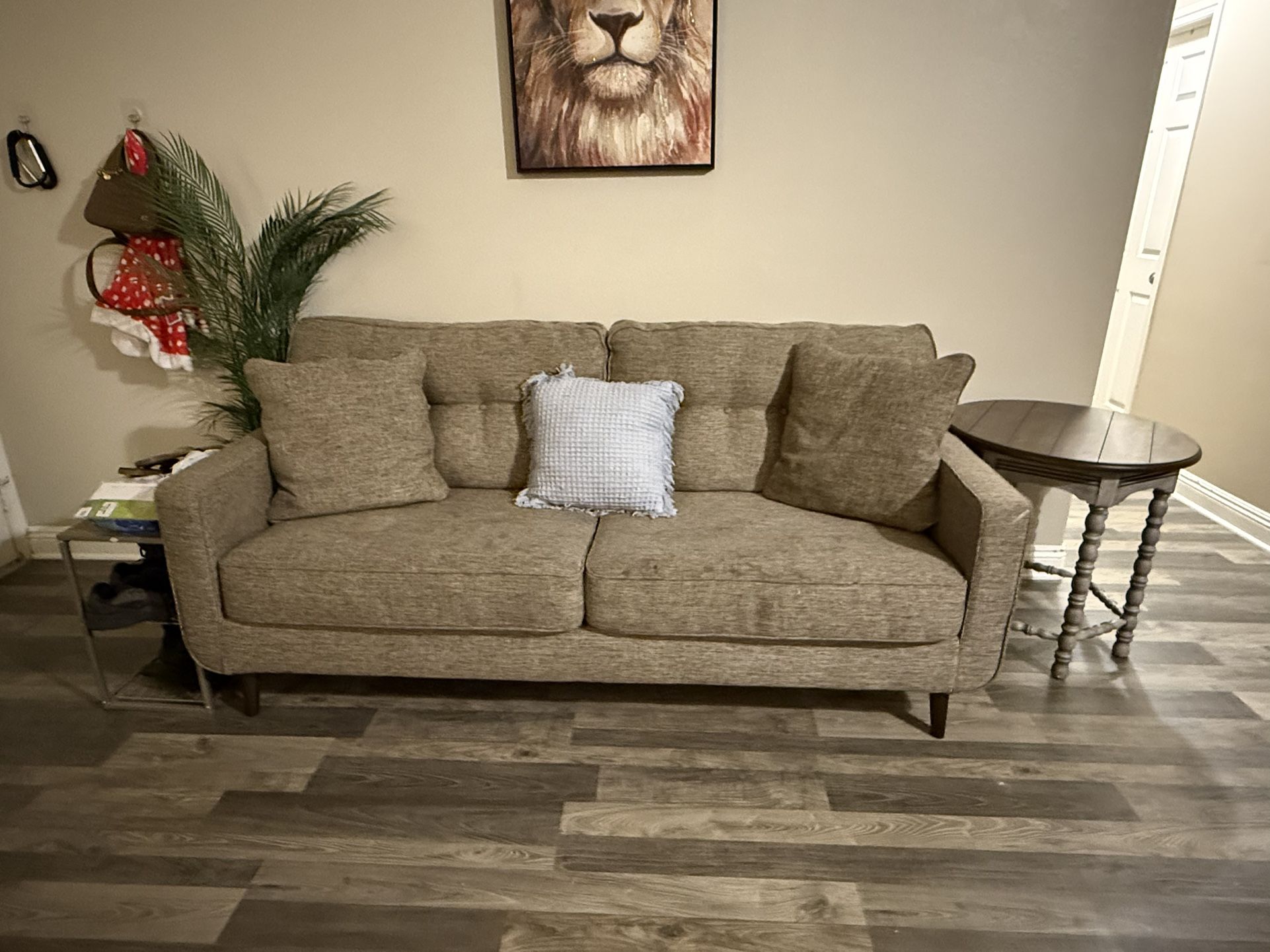 Sofa Set