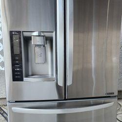 LG COUNTER DEPTH FRENCH DOORS REFRIGERATOR 