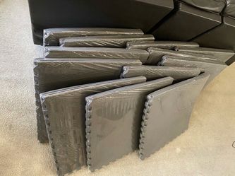 Brand New Floor Foam Mats  1 Pack- 4pcs  Made of Neoprene Rubber 2ft x 2ft 1/2 inch thickness  16sq ft of floor