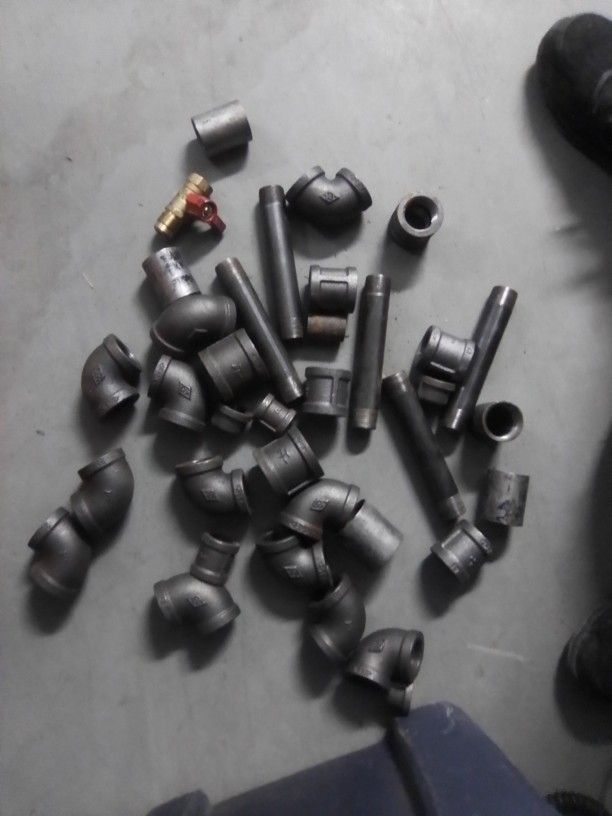 Iron Pipes And Fittings