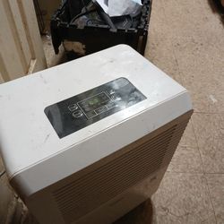 Ivaedh30p  Dehumidifier