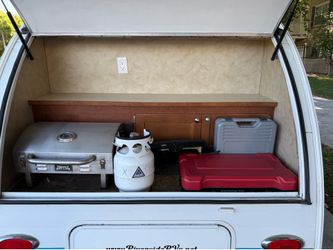 Teardrop trailer