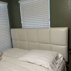 Bed Headboard size:Queen 66 x 50 inch 