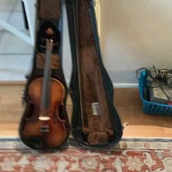 Antonius  Strgoivarins violin from 1963 works perfect very good condition with our case