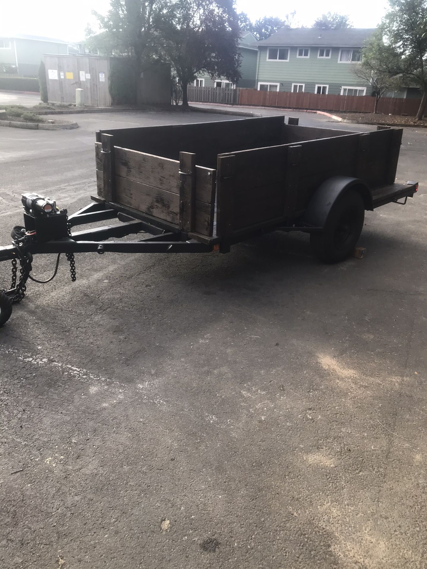 Trailer with extra set of wheels
