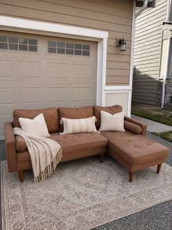 Brown Right Facing Chaise