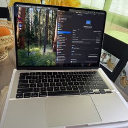Apple MacBook Air M4 2025