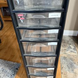 Rubbermaid Clear Drawers Set Of 7 With Wheels 