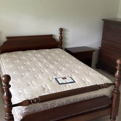 Full Size Mattress Set And Bedframe 