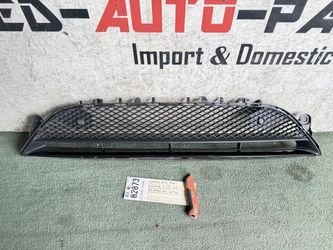 2017 - 2018 - 2019 MERCEDES E CLASS W213 FRONT LOWER GRILLE OEM AY82873