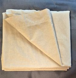 2 Full Size Flat Sheets $ 3 Each