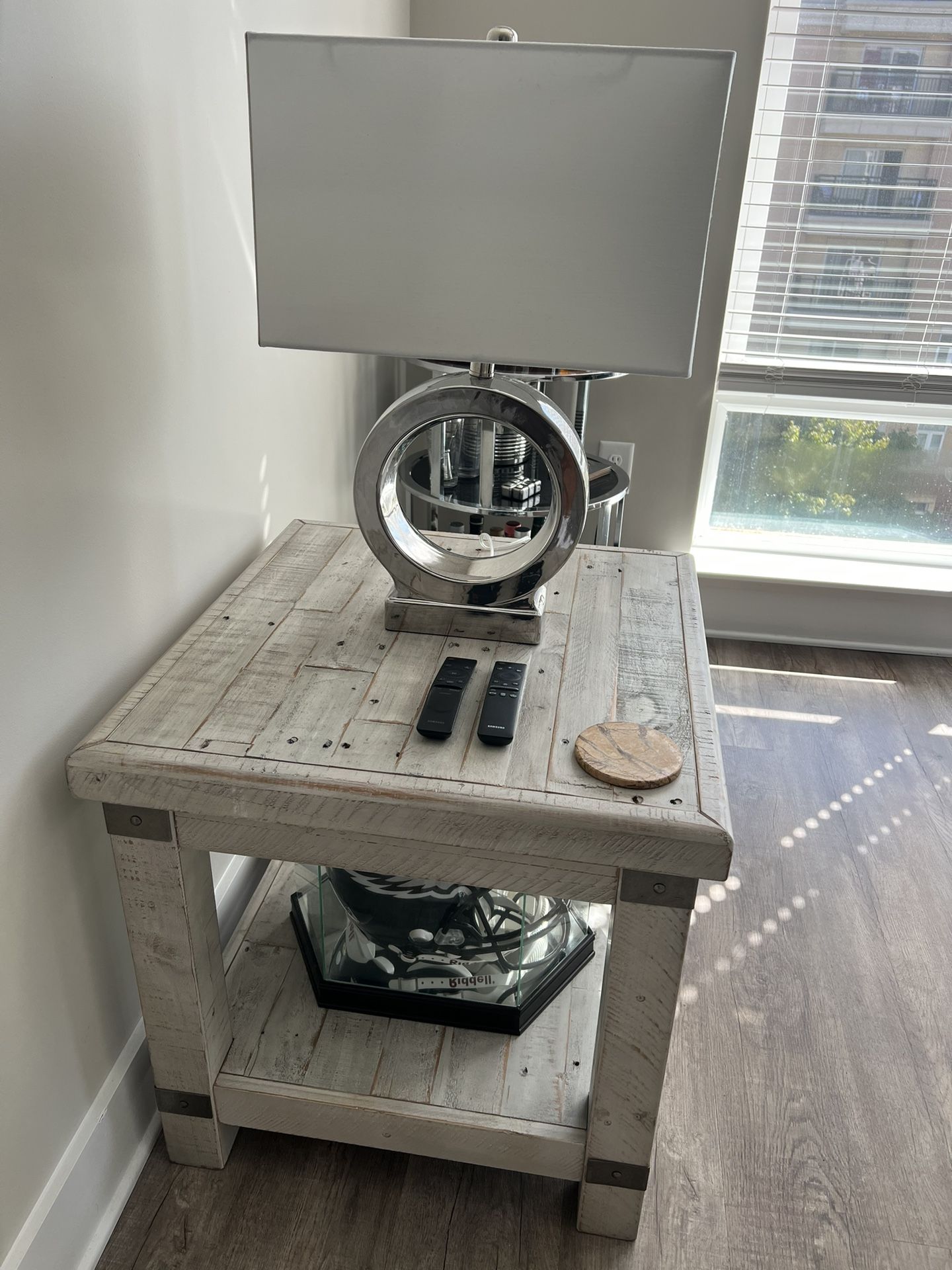 End table Brand New condition. Has lamp outlet and USB input. $60. Cash only pickup only.