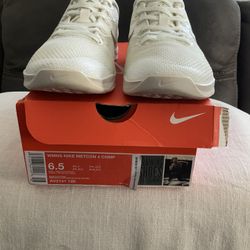 Wmns NIKE METCON 4 CHMP size 6.5