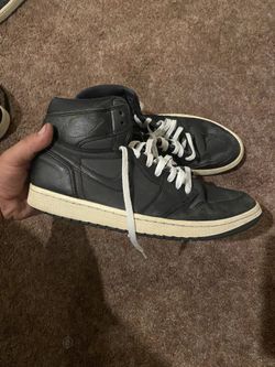 Jordan 1s Size 9.5 