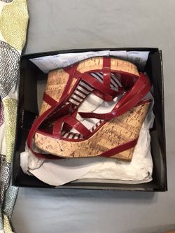 Kardashian wedge heels, size 7