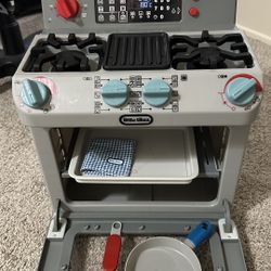 Little Tikes First Oven Realistic Pretend Play Appliance for Kids