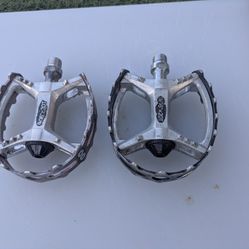 Vintage Suntour XC-II Mountain Bike Pedals - Can Ship