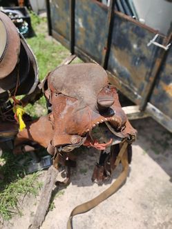 2 Horse Saddle