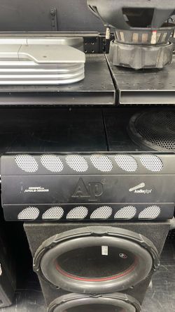Car audio amp audiopipe 1800.1