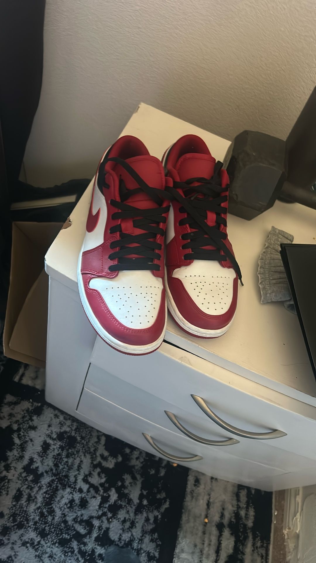 100 No Box Threw It Away