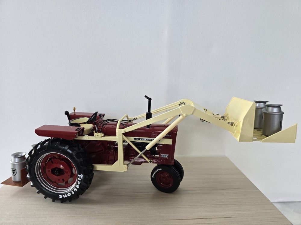 Model Tractor
