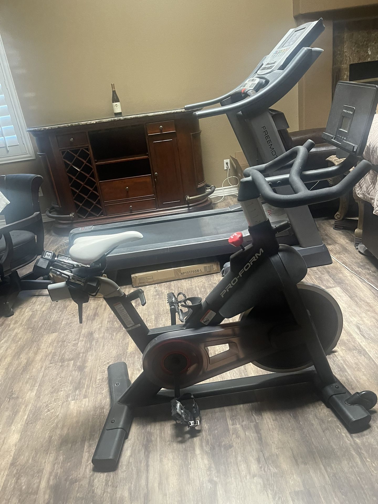 Pro Form Smart Power 10.0 Exercise Bike
