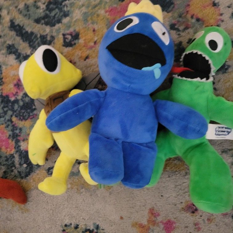 Rainbow Friends Plushies