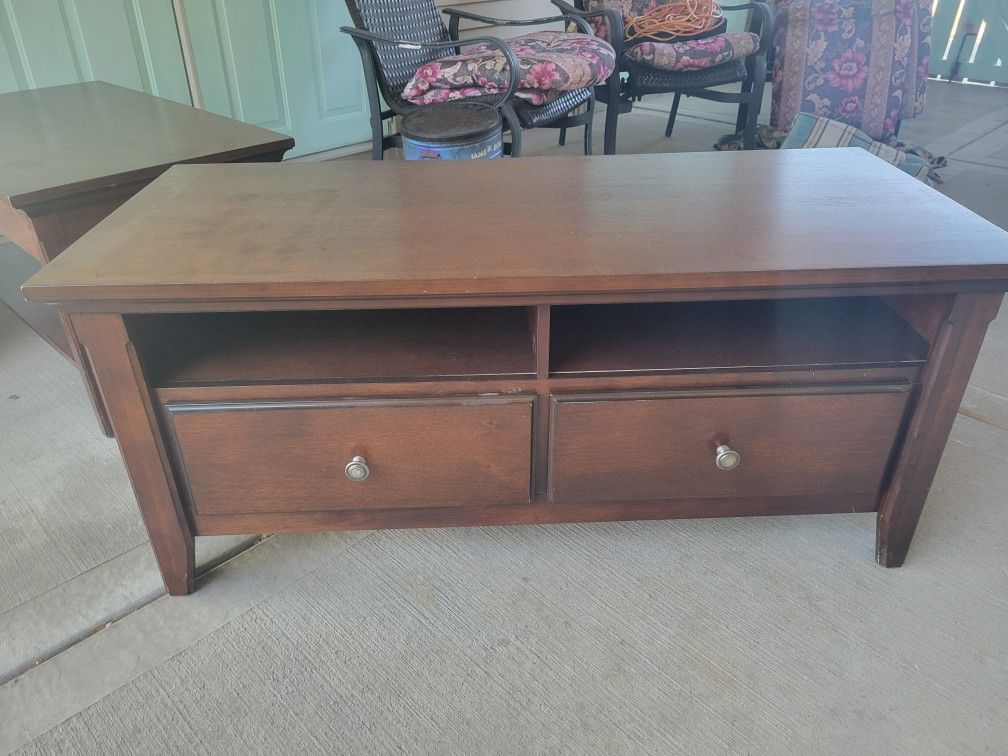 Solid Wood Coffee Tables