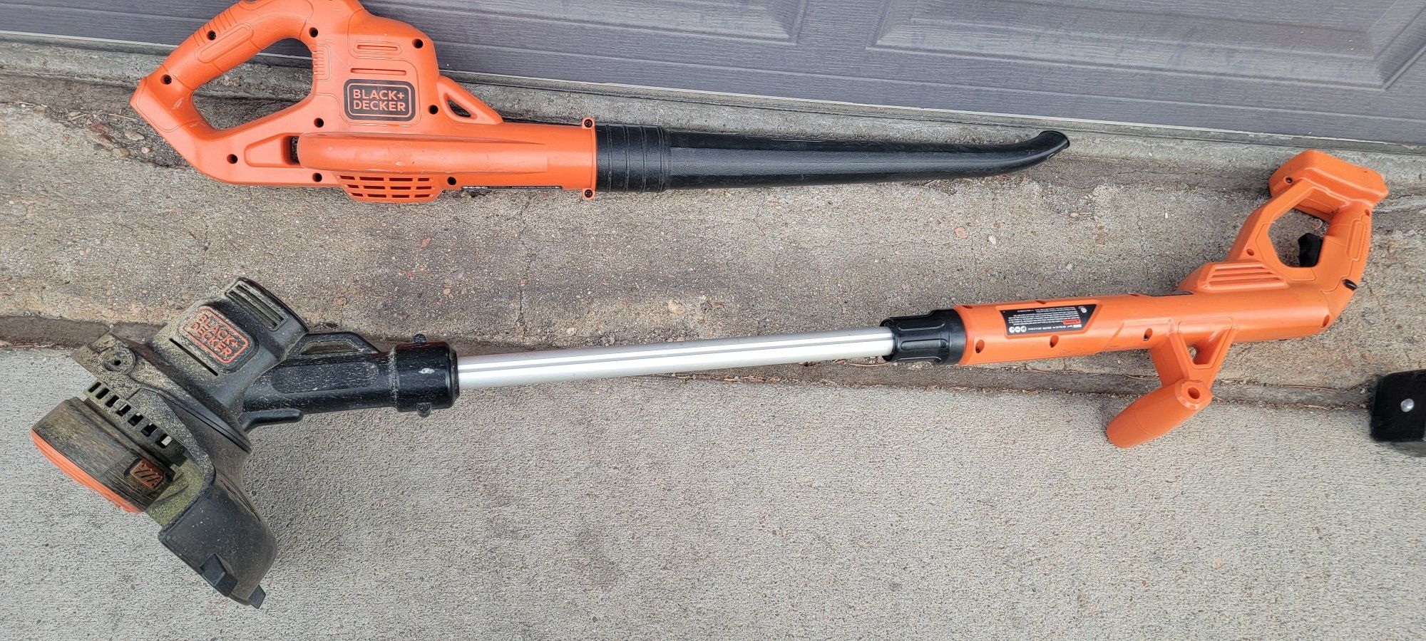 Black&decker Weed Wacker & Leaf Blower Combo