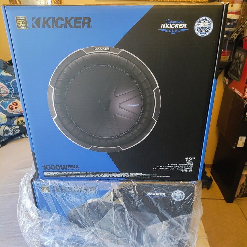 12" Kickers Comp Q. (2 Subs) 1000 Watts RMS Each Sub