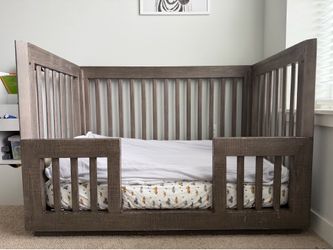 RESTORATION HARDWARE RH BABY & CHILDConvertible Crib / Toddler BedRussian Oak Hardwood – Gray Finish Open Box Condition