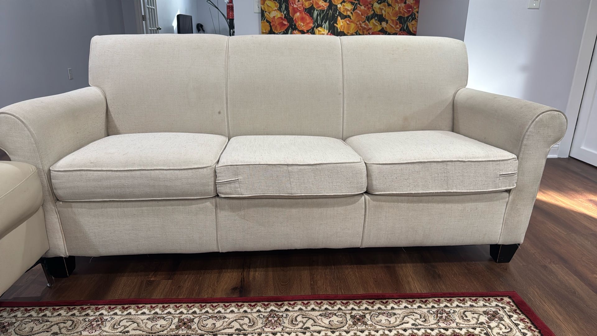 Very Comfortable And Gently Used & Well Cared For