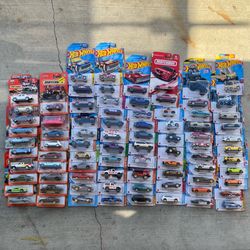 83 pc Hotwheels & Matchbox Lot