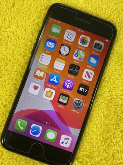 Unlocked iPhone 7 32gb excellent condition