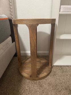 Castalia Round Side Table