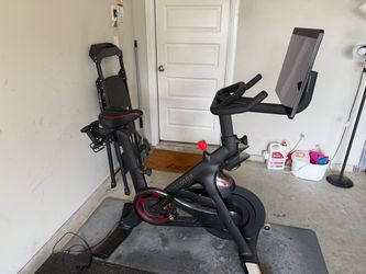 Peloton Bike Plus (Pick Up Only)