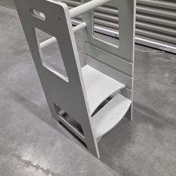 Kids Buddy Stool Stand