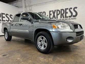 2006 Mitsubishi Raider