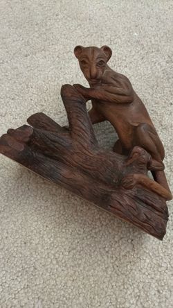 Hand carved Wooden MOUNTAIN LION
