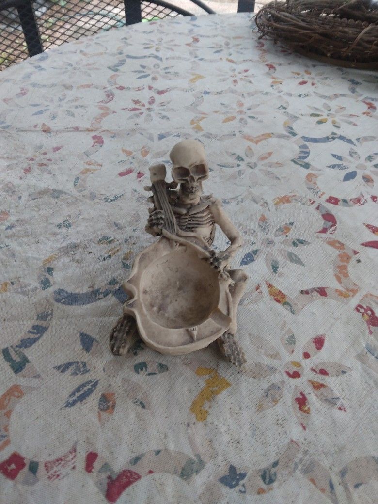 Skeleton Playing A Violin Ashtray