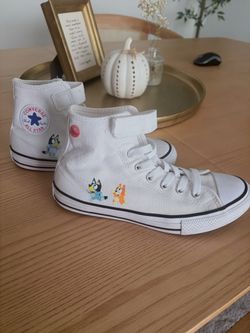 Kids sneakers