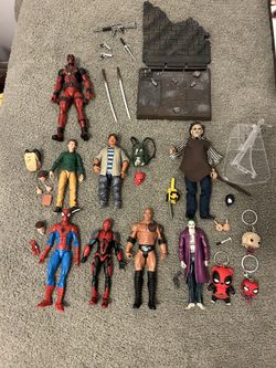 ACTION FIGURES LOT