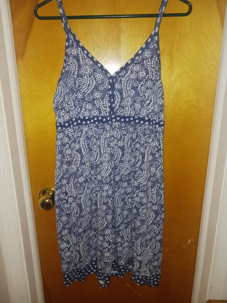 Cute Ladies Size Medium Sundress