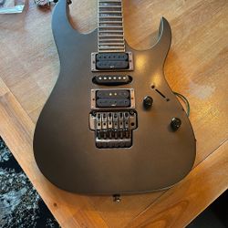 RG5 Ibanez HSH Gunmetal - Edge Trem