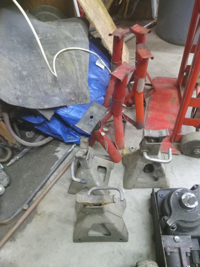 Truck Jack Stands